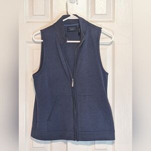5/$25 Liz Claybourne Crazy Horse Sweater Vest